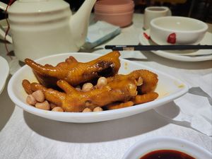 Yufeng Lou