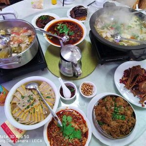 Ba Shu Family Home (Hengjiang Commercial Street Store)