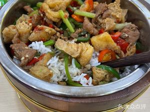 Huang Mama Super Wooden Bucket Rice (Zhongcun Store)
