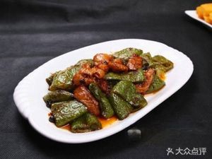 Xiang Flavor Wooden Bucket Rice