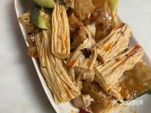 Zhangji Henan Hot Pot Noodles and Dumplings