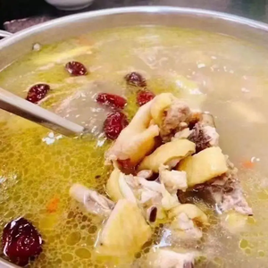 Lao Xiguan · Charcoal-Fired Live Chicken Pot