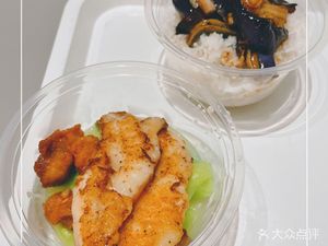 Fenshili Ready-to-Eat Food Center (Qianhai Zhuoyue Store)