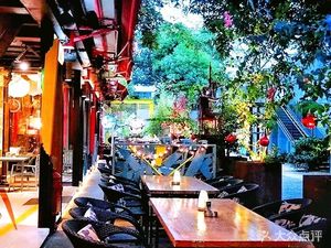 Qing Pu Luo Museum Bar. Shenzhen Special Art Restaurant (OCT Store)