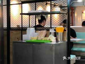 Kuai Wei Yuan Stir-Fried Fast Food (Zhigu Plaza Store)