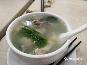 Yang's Breakfast Zhanjiang Roast Meats Fast Food (Majia Long Branch)