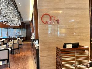 Lanhemeite Hotel - Moshie Western Restaurant