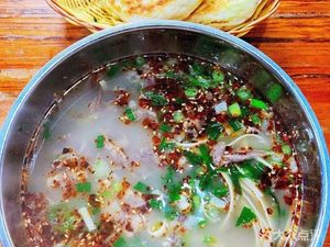 Li Ji Lamb Hé Lè Mian (Yihua Garden Store)