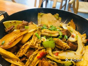 Xiao Gui Xiao Di Pot Chicken (Guimiao Store)