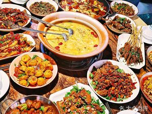 Lao Wu Ji · Pan-Fried Fish · Pork Intestine Chicken (Sunshine Store)