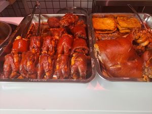 Heyuan Longjiang Pig Trotter Restaurant