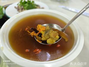 Kunsheng Zhanjiang Chicken (Donghu Building Lake Mountain Pavilion Branch)