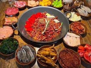 Ruan Sanniang Chongqing Hot Pot (Gushu Third Store)