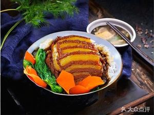 Zui Xiang E · Hong Kong Style Roast Goose (Shantou Salted Lion Head Goose)