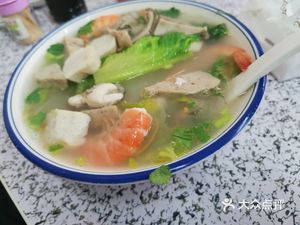 Chao Wei Xian Soup Noodles Family (Hongling Road Branch)