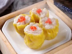Farmhouse Bamboo Steam Rice Noodles · Cantonese Dim Sum