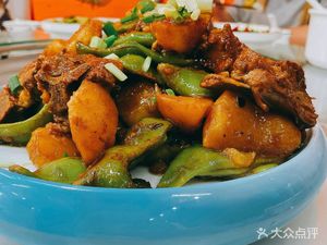 Junhua Northeast Iron Pot Stew