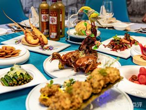 Yating Haibin Seafood Grand Restaurant (Royal Bay Mansion Store)