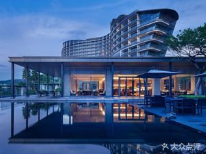 Weilang Pavilion Restaurant · Brunch · Steak · Whiskey · Red Wine