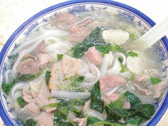 Chaoshan Longjiang Pig Trotter Rice Original Soup Noodles King (Yingtai Road Store)