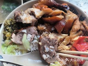 Longjiang Pig's Feet Rice (Yingcui Garden Branch)