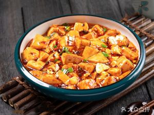 Hometown Hunan Earthen Pot Dishes (Hangcheng Store)