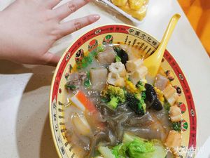 Chongqing Spicy Hot Pot (Xingwei Experience Store)