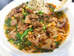 Miss Liu Chongqing Noodles and Noodles (Liutang 76 District West Branch)