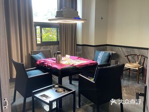 Ming Shi Dao Private Hunan Cuisine & Mahjong (Lilang Branch)