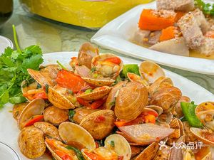 Baofeng Catering (Hongdu Innovation & Entrepreneurship Apartment Store)