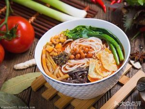 Zengji · Liuzhou Luosifen and Old Friend Noodles (Qingqunlou Store)