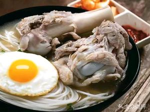 Hunan Bone Soup Noodles (Luohu Store)