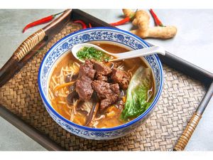 Yicheng Xiao Mian (Jingtian Store)