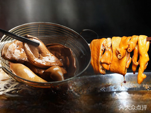 Shantou Golden Braised Hot Pot · Night Food Stall
