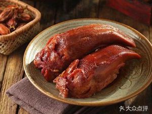 Weixun Xiao Jiang Northeast Smoked Delicacies (First Booth Store)