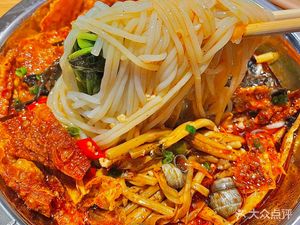 Er Ye · Traditional Liuzhou Snail Rice Noodles (Meilin Branch)