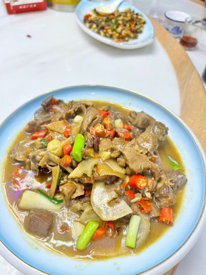 Xiongzhou Impression Local Cuisine Restaurant (Henggang Branch)