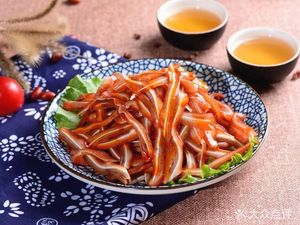 Lao Wan Cold-Prepared and Braised Dishes Shop (Henggang Liuyue Branch)