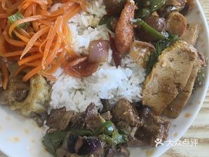 13 Yuan All-You-Can-Eat Fast Food