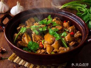 Ailong Chongqing Chicken Hotpot (Liuyue Branch)