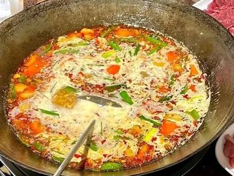 Guiyang Qianmei Street Food Hot Pot (Henggang Fangjia Road Branch)