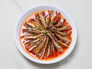 Qinzi Qinwei Cold Noodles with Meat Sandwich and Dumplings