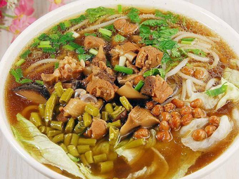 Liu Bamán Fresh Pork Rice Noodles