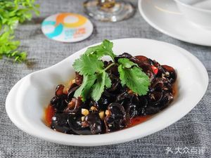 Xiangdong Street Noodle Shop · Xin Hua Beef Noodles (Shajing Dawangshan Branch)