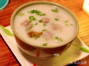 One Move Divine Salted Pork Rice Noodle Soup & Slippery Dumpling King (Dawangshan Store)
