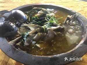 Red Lantern Stone Pot Fish