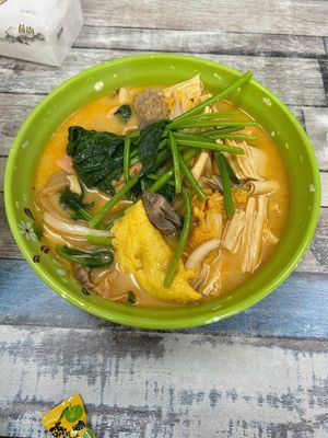 Premium Fresh Spicy Hot Pot