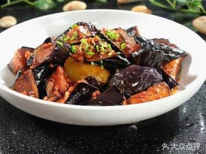 Lu Ji Authentic Longjiang Pig Trotter Rice (Lehua Industrial Park Branch)