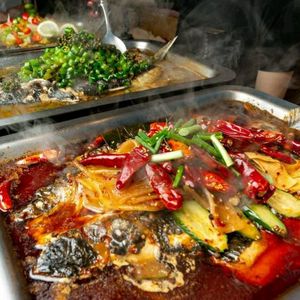 遇见·烤鱼主题餐厅(星城购物中心店)