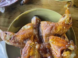 Zhanjiang Oyster King & Lychee Wood Roasted Chicken (Yueming Street Branch)